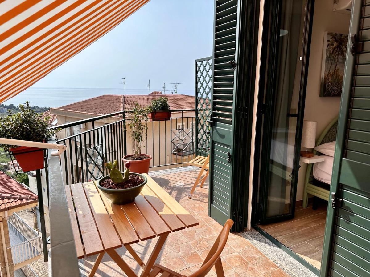Amuka B&B Santo Stefano di Camastra Kültér fotó